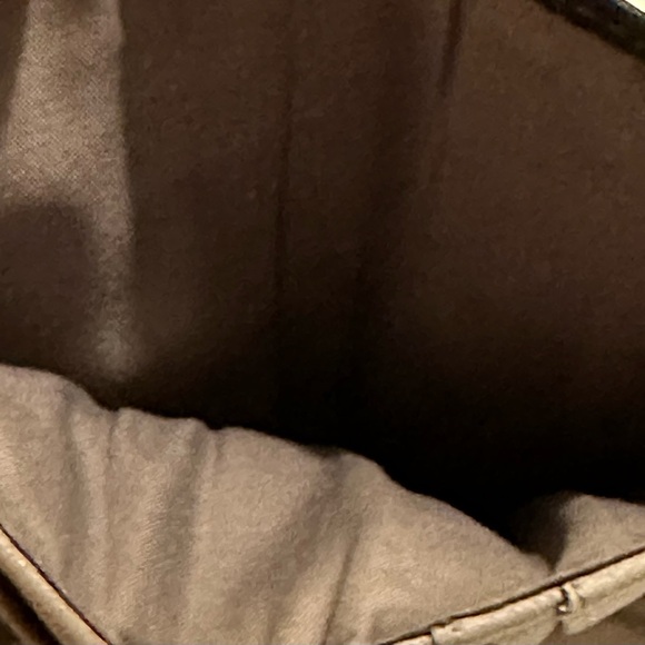 Small Black Fossil Leather Wallet - Picture 3 of 10